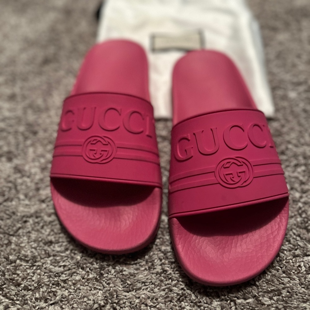 Gucci slides